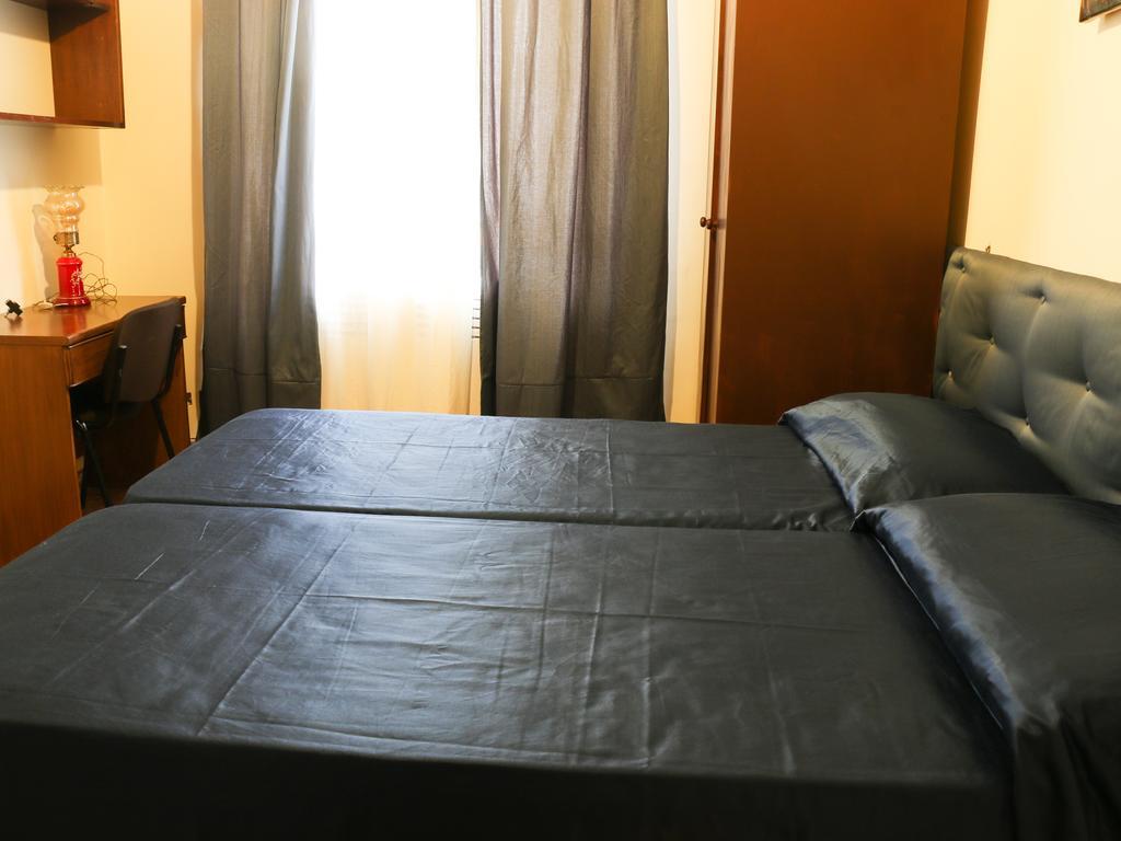Casa Vacanze Scalone Rom Zimmer foto